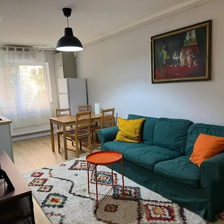 Zen Apartment